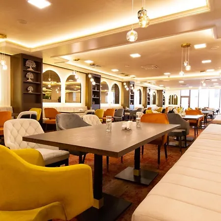 адмирал - ултра ол инклузив и частен плаж 5*