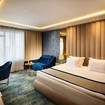 Хотел адмирал - ултра ол инклузив и частен плаж 5*