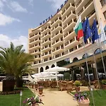адмирал - ултра ол инклузив и частен плаж 5* Златни пясъци