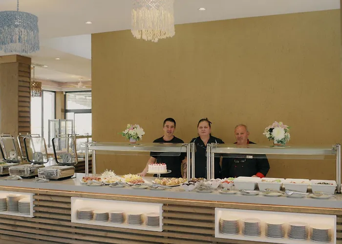 Admiral 5* Golden Sands